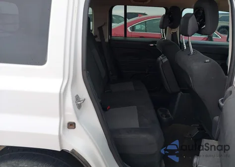 2016 Jeep Patriot Sport из США, поврежденный, VIN 1C4NJPBA8GD732560